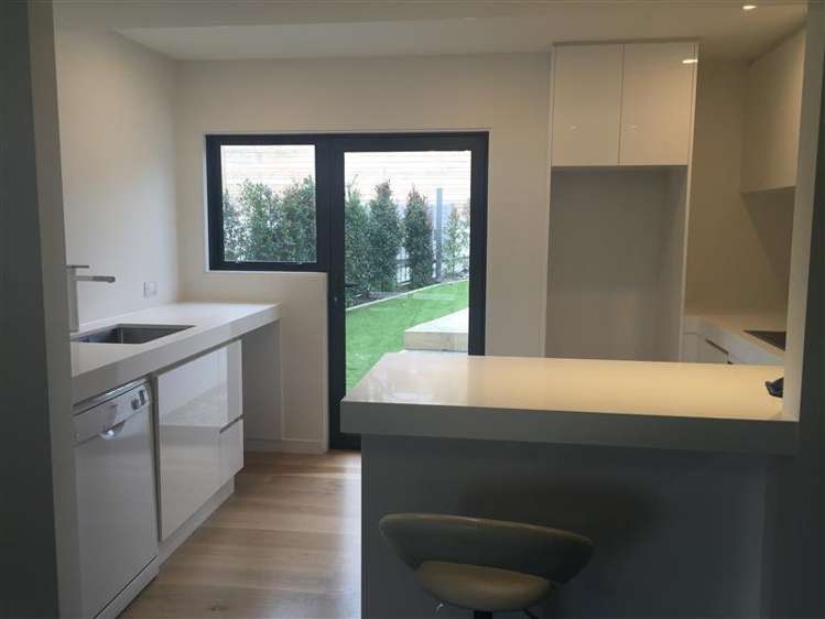 9 Saratoga Avenue Herne Bay_5