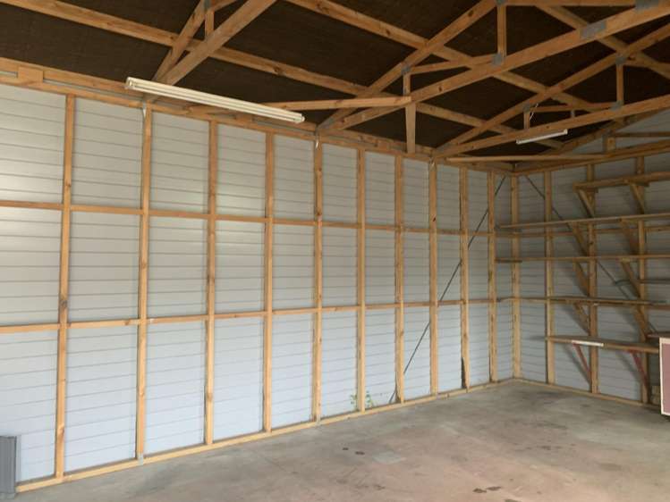 12 Ogle Crescent Kamo_4