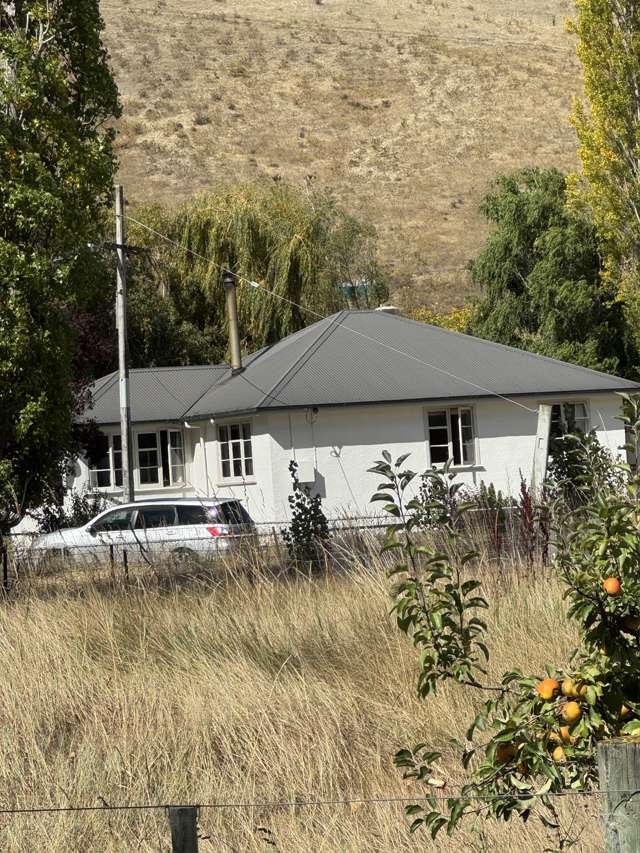 3 Omarama-Lindis Pass Road Omarama_4