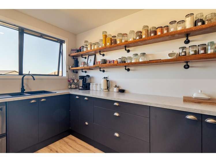 1 Tussock Crescent Twizel_15