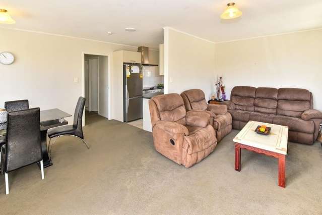 2/6 Myna Place Manurewa_1