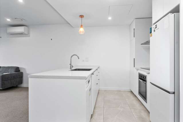 108/1 Kimiora Street Three Kings_3