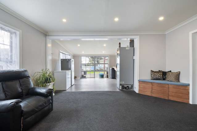 32 Flower Street Bulls_4