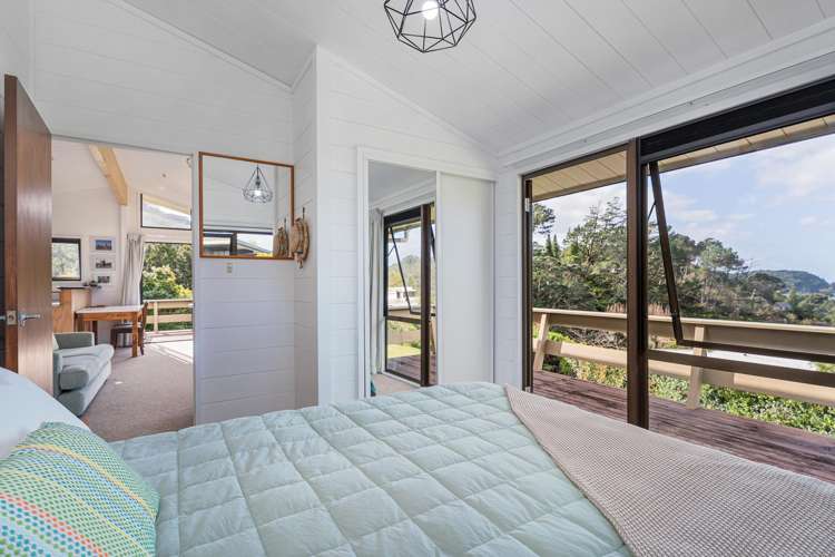 39 Grange Road Hahei_10