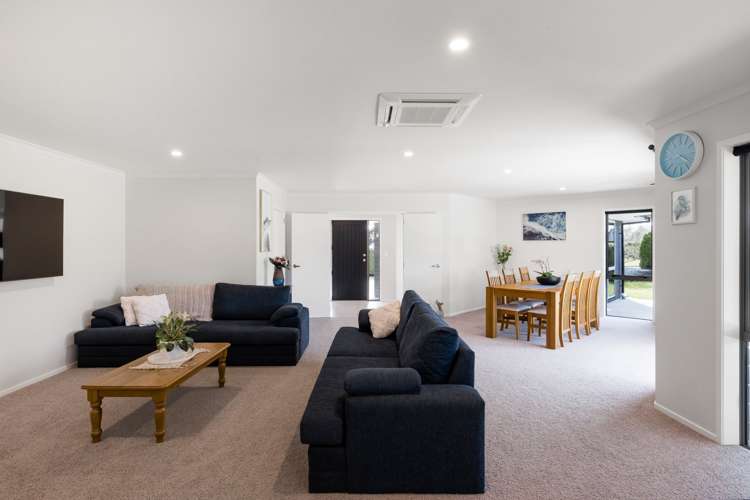 45 Plescher Crescent Leamington_7