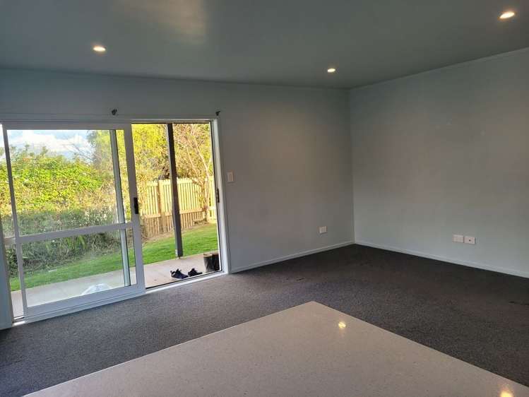 5 Rickards Place New Lynn_11