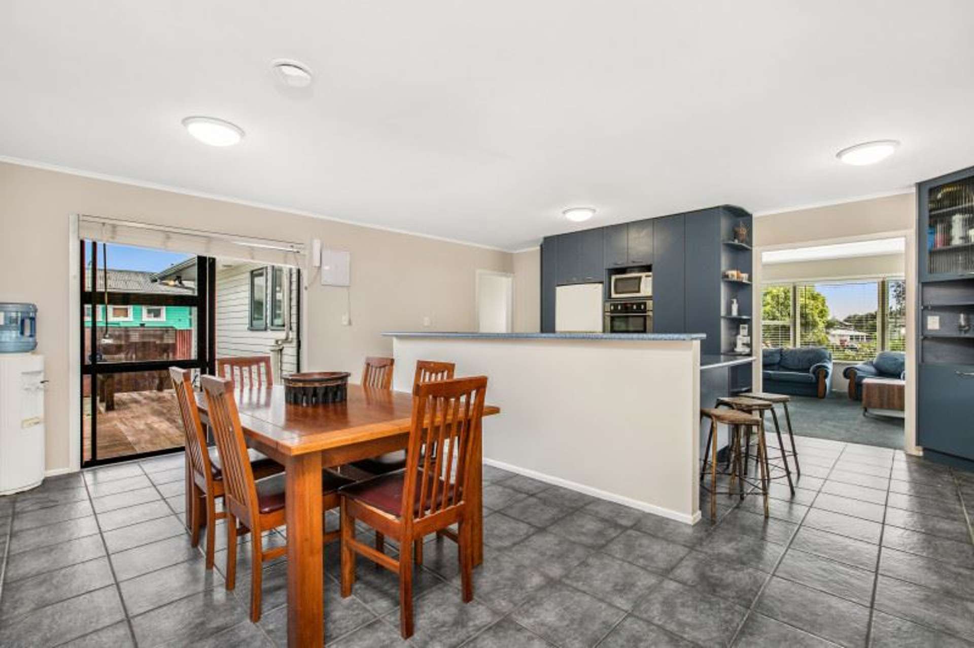 16 Montmere Avenue Te Atatu Peninsula_0