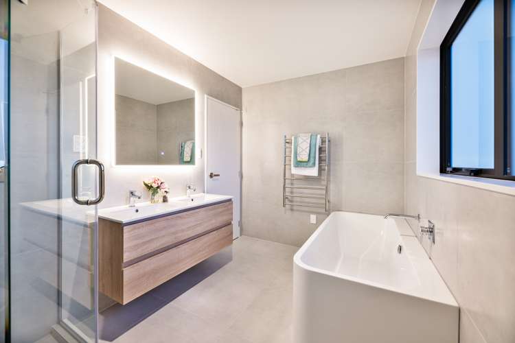 10 Hariata Street Flat Bush_25