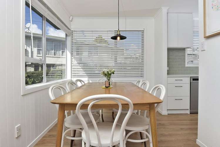 12 Coletta Lane Te Atatu South_5