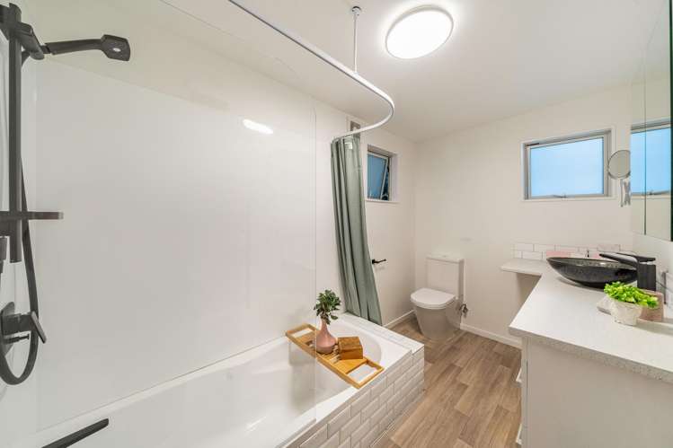 90 Blue Mountains Road Pinehaven_11