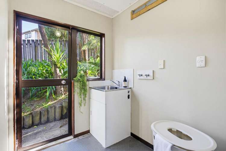 58B William Bayes Place Red Beach_24