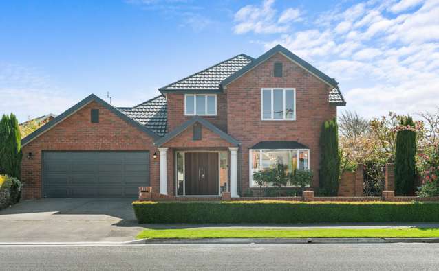 Spacious Family Home in Burnside High Zones