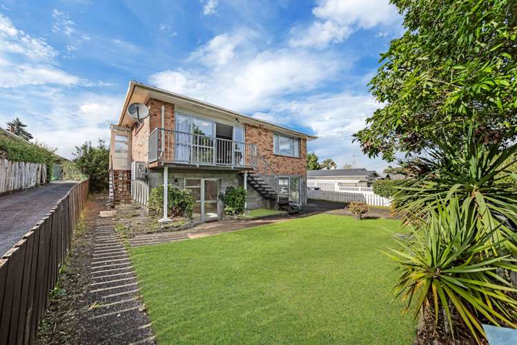 1/4 Preston Avenue Mt Albert_5
