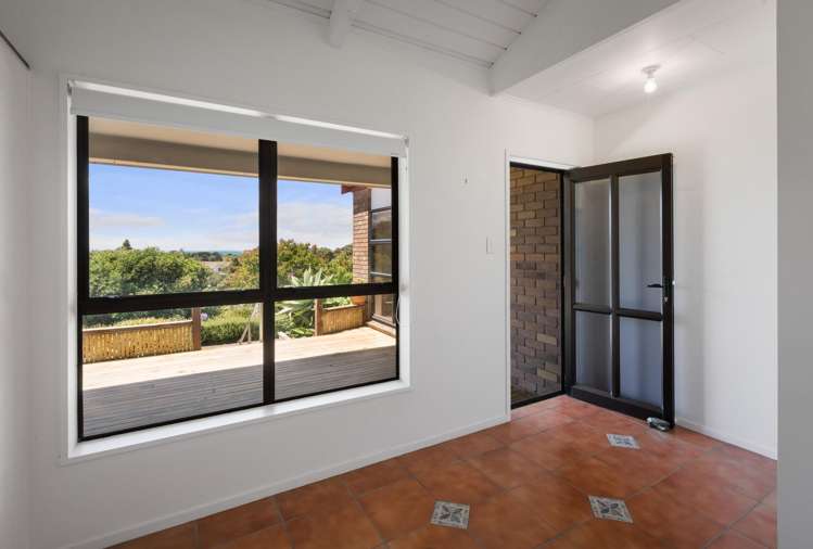 2 Denby Close Athenree_26