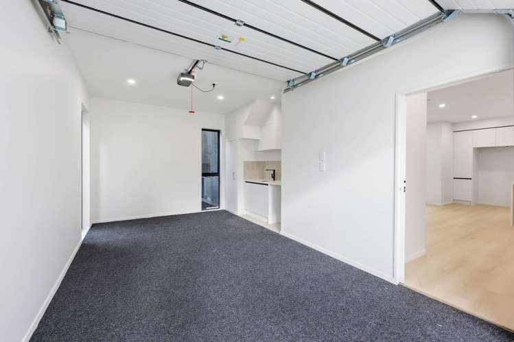 13E Meadway Sunnyhills_16