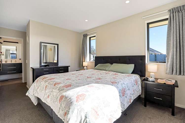 31 Geoff Geering Drive Netherby_17