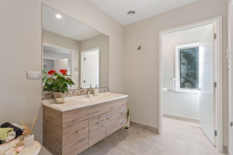 21 Laguna Place Matakatia_22