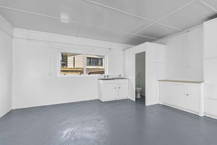266B Courtenay Street Strandon_21