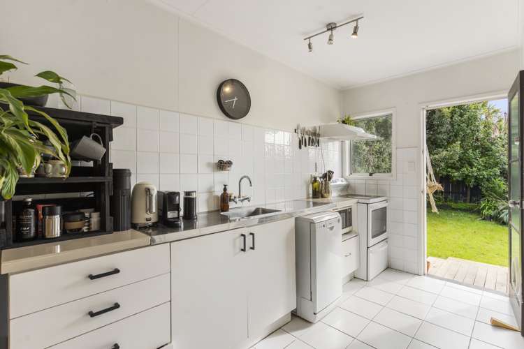 7/19 Bayside Avenue Te Atatu Peninsula_4