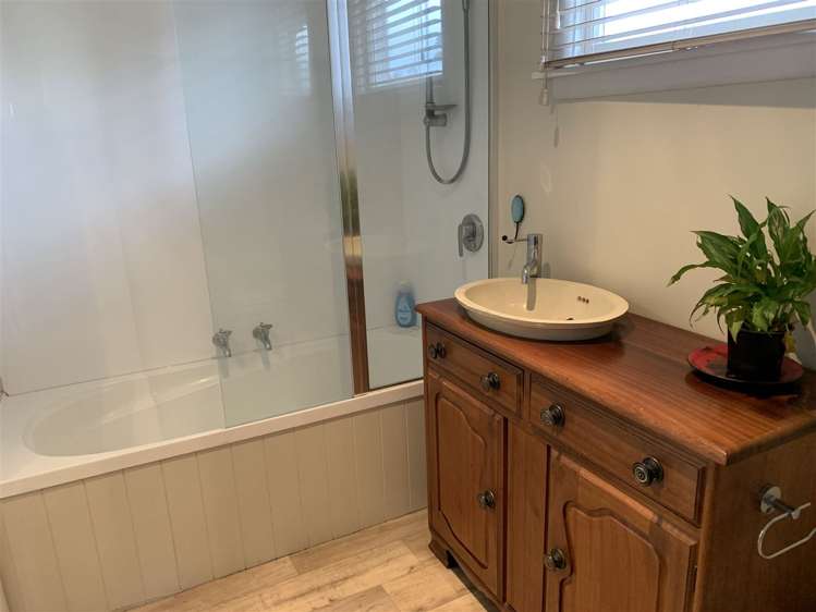 97b Park Terrace Waikuku Beach_11