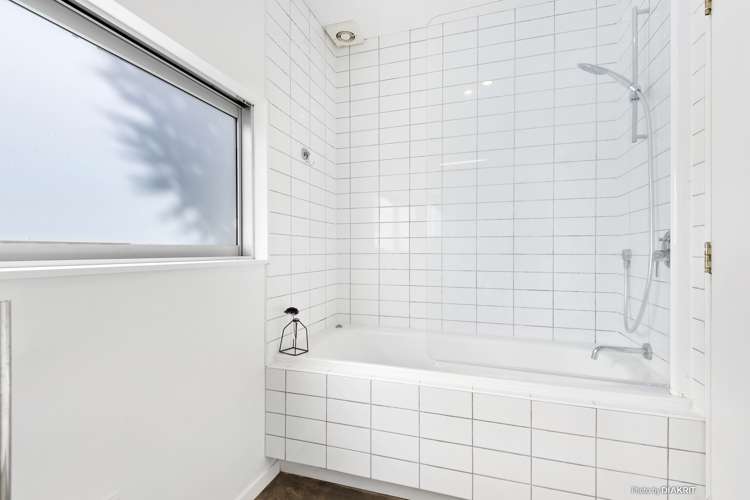 87a Te Wharepouri Street Berhampore_9