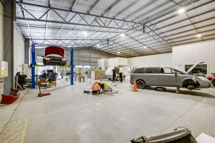 58 Ford Road Onekawa_12