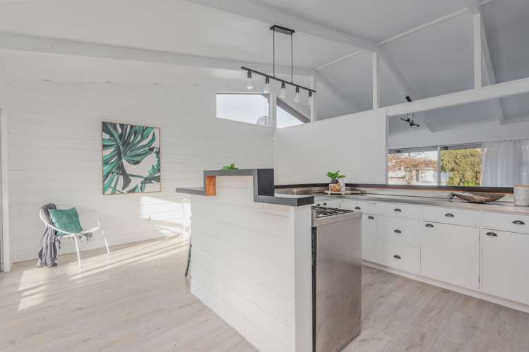 31 Lockhart Avenue Milson_6