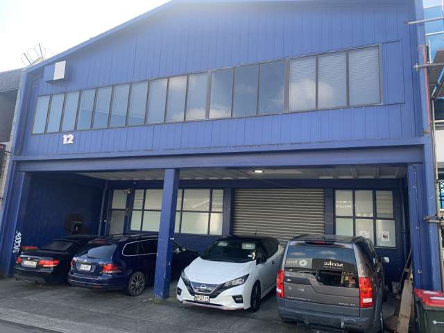 Affordable Newmarket Office Warehouse