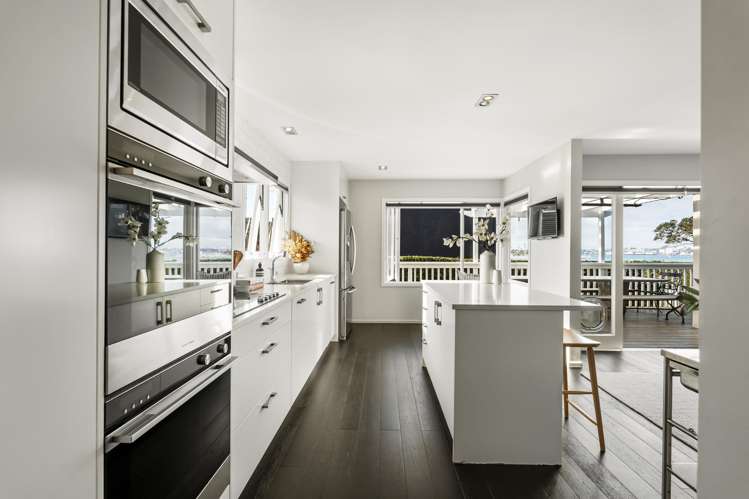 81a Sylvan Avenue_3