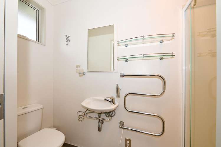 156 Sands Crescent Matarangi_7