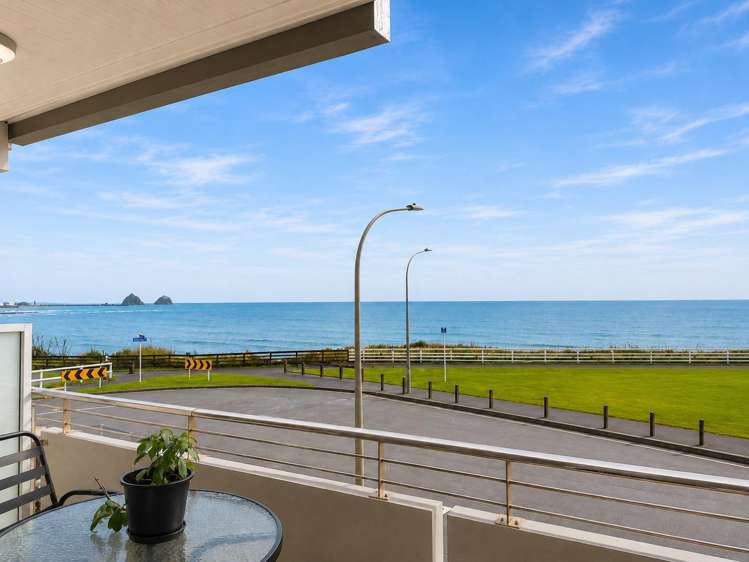 2/4 Buller Street New Plymouth_15