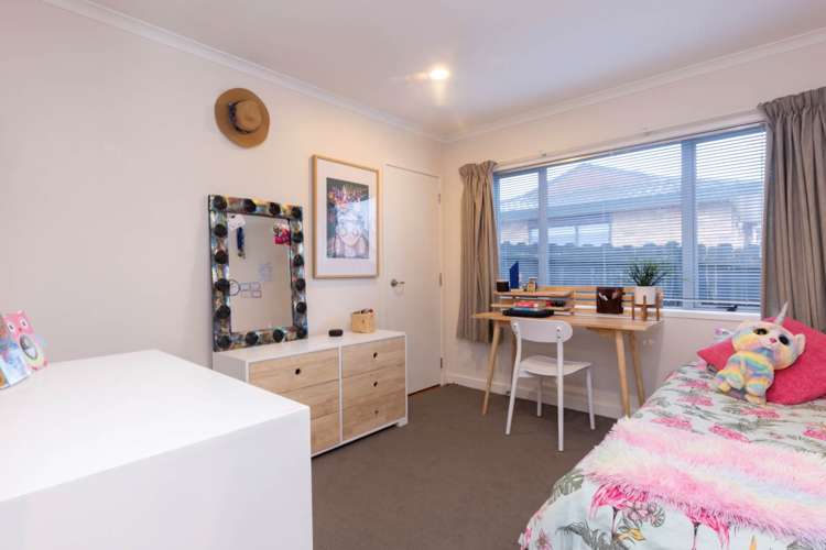 98a Atkinson Road Titirangi_7