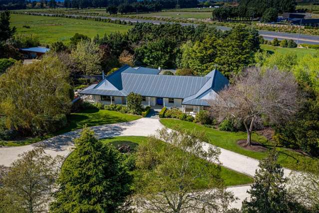 Country Living, Equestrian Ready