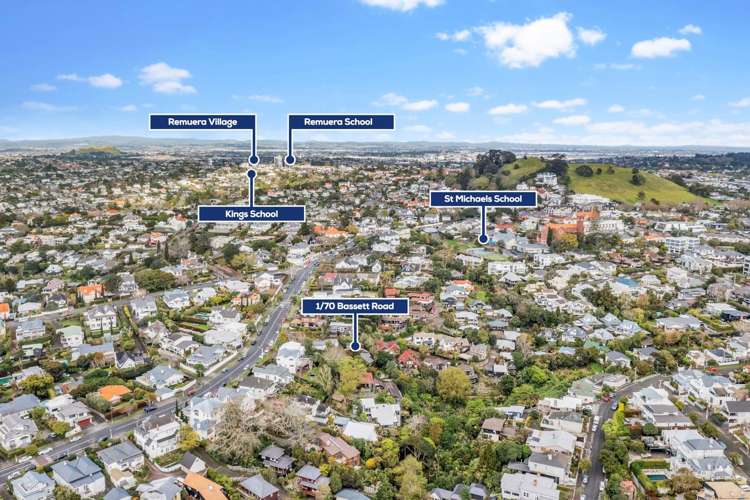 1/70 Bassett Road Remuera_18