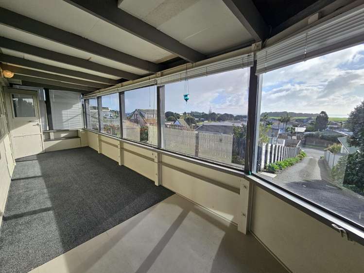 47A Glamis Ave 10825_9