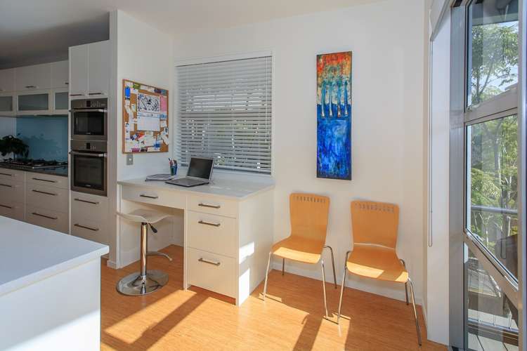 59 Park Rise Campbells Bay North Shore City Houses for Rent One