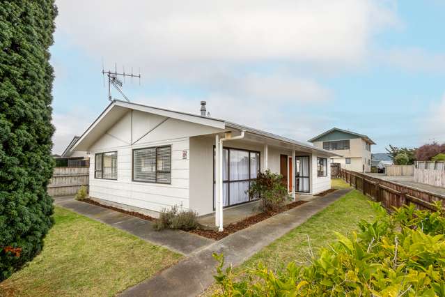 10A Arnold Grove Paraparaumu Beach_2