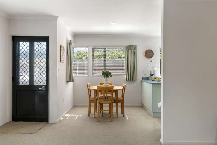 15/42 Main Road Tawa_5