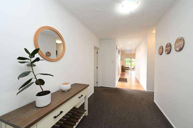 8 D'Arcy Place Taradale_9