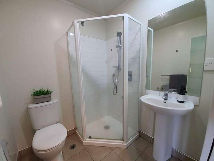 5/22 Normanby Road Mount Eden_6