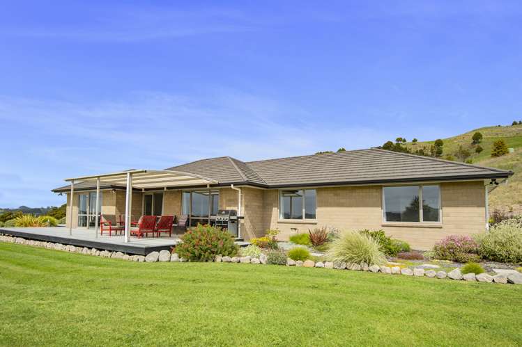 340 Pigs Head Road Hukerenui and Surrounds_21