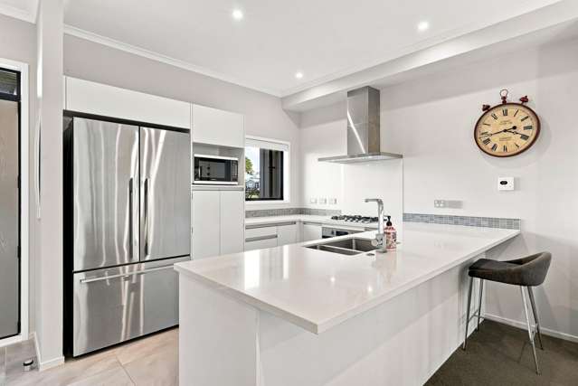 125 Bonair Cresent Millwater_2