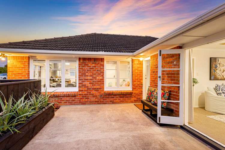 652 Te Atatu Road Te Atatu Peninsula_11