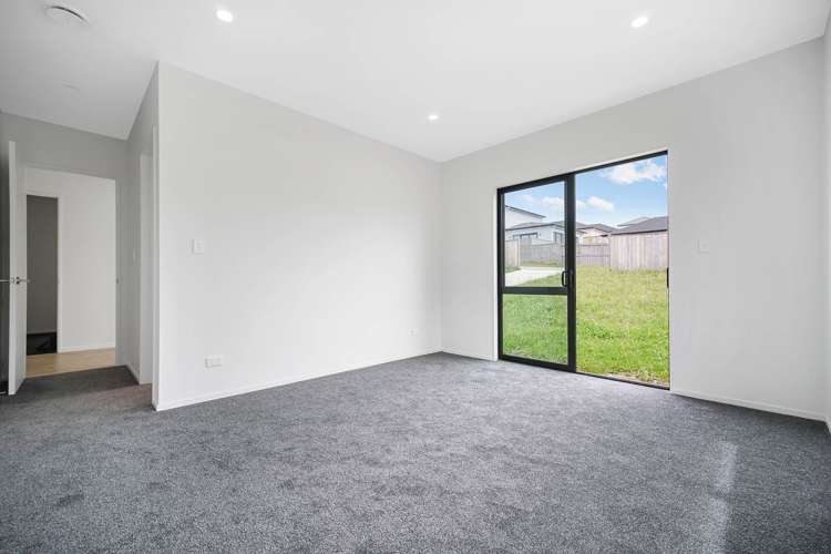 32 Dungloe Avenue Flat Bush_8