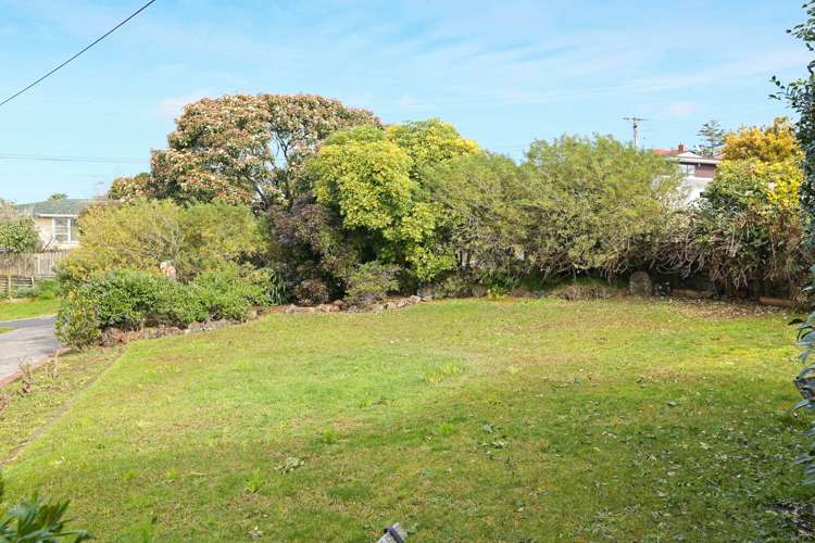 6 Wakeling Avenue Te Atatu South_15