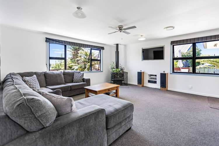 32 Porikapa Road Owhata_6