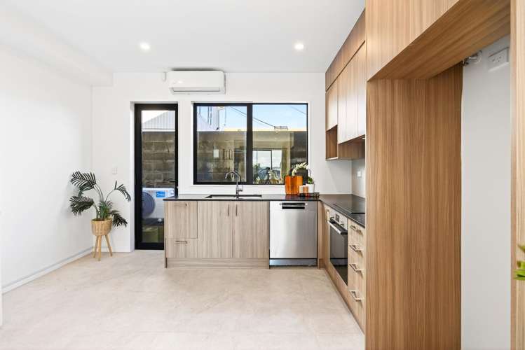 2/233 Great North Road_2