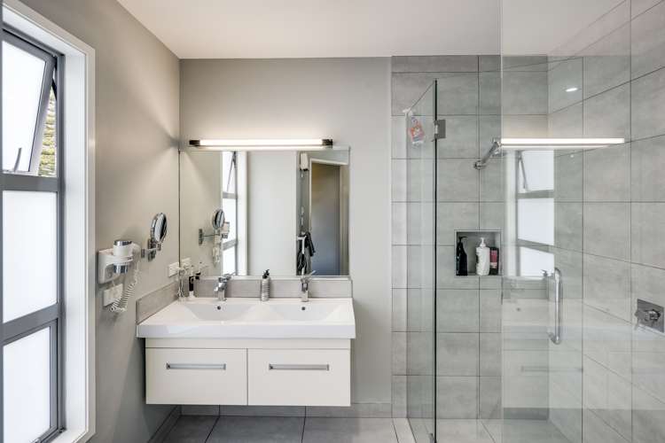 84 Te Awa Avenue Te Awa_12