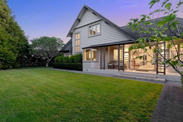 A distinguished city character