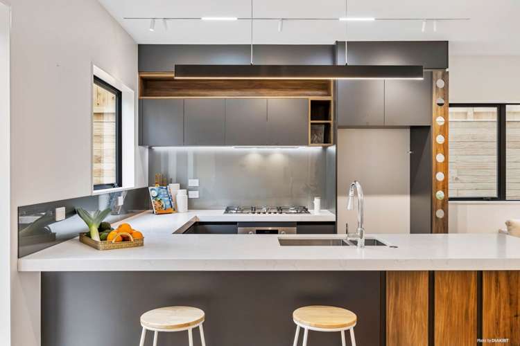 8b Meyrick Place Meadowbank_1